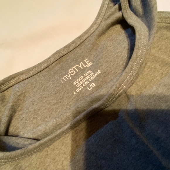 mySTYLE Stretchy Green Tank Top (L) - Picture 2 of 6